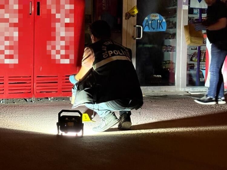 Market Camından Dönen Büyük Tehlike Molotoflu Saldırı Ucuz Atlatıldı!
