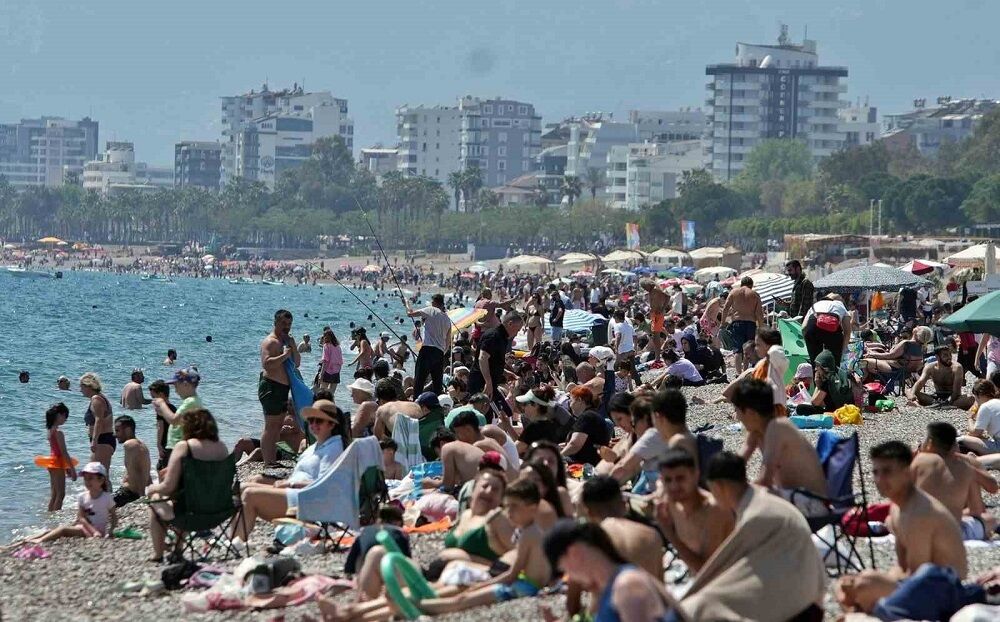 Tatilcilere Kötü Haber! 10 Ilde Denize Girmek Yasaklandı Plaj Sahil