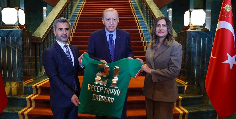 Amedspor Heyeti, Cumhurbaşkanı Erdoğan Ile Görüştü