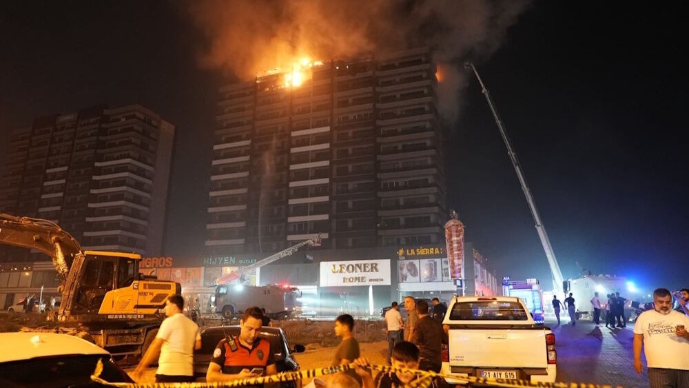 Diyarbakır Büyükşehir’den plaza yangını raporu