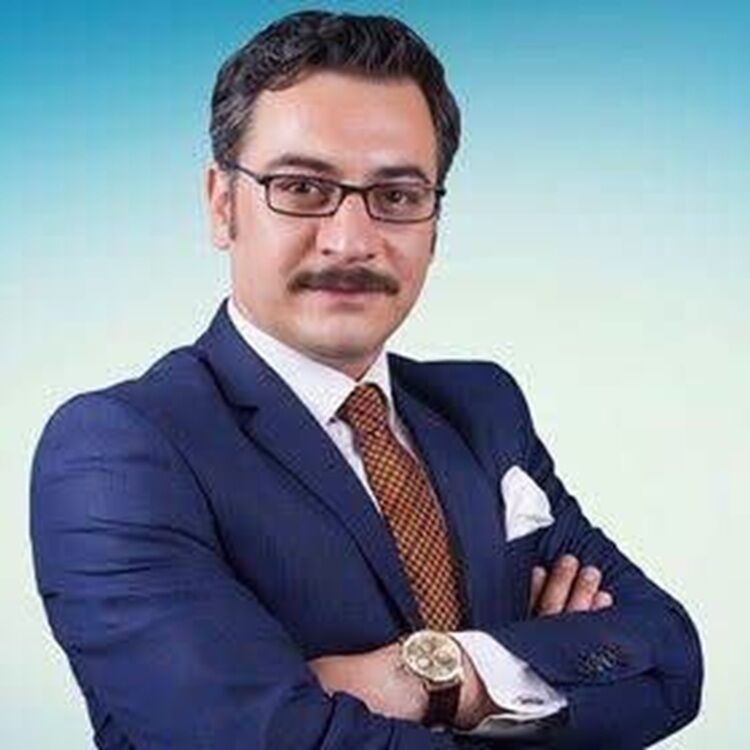 Diyarbakır Yolunda Feci Kaza Televizyon Sunucusu Hayatını Kaybetti! Ömer Yılan