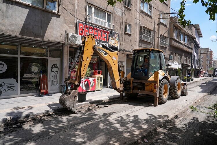 Diyarbakır'da 5 Caddede Asfalt Çalışması Başladı İşte Adresleri! (1)