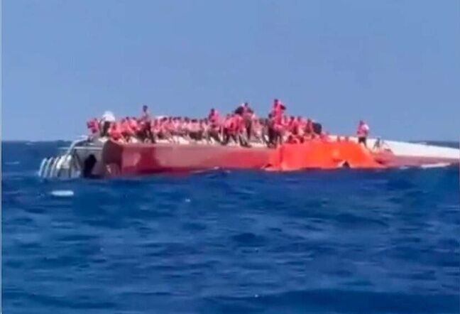 Girne'den Mersin'e Yolcu Gemisi Battı 279 Yolcu Taşıyordu