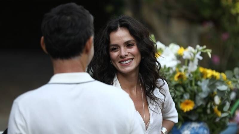 Özge Özpirinçci-3