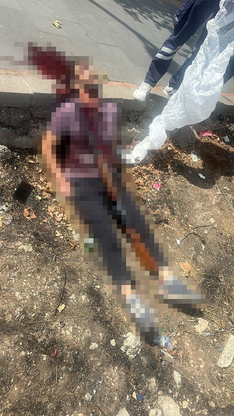 Diyarbakır Acı Olay Pompalı Tüfekle Kendini Vuran Şahıs Hayatını Kaybetti!