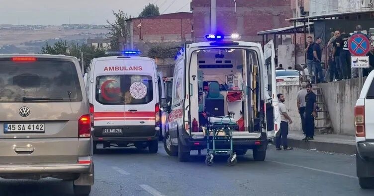 Diyarbakır'da husumetli aileler kavga etti: Çok sayıda ölü var!
