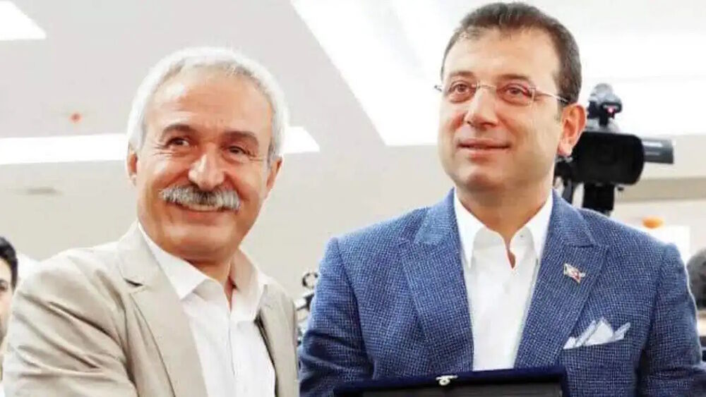 POLİTİKA