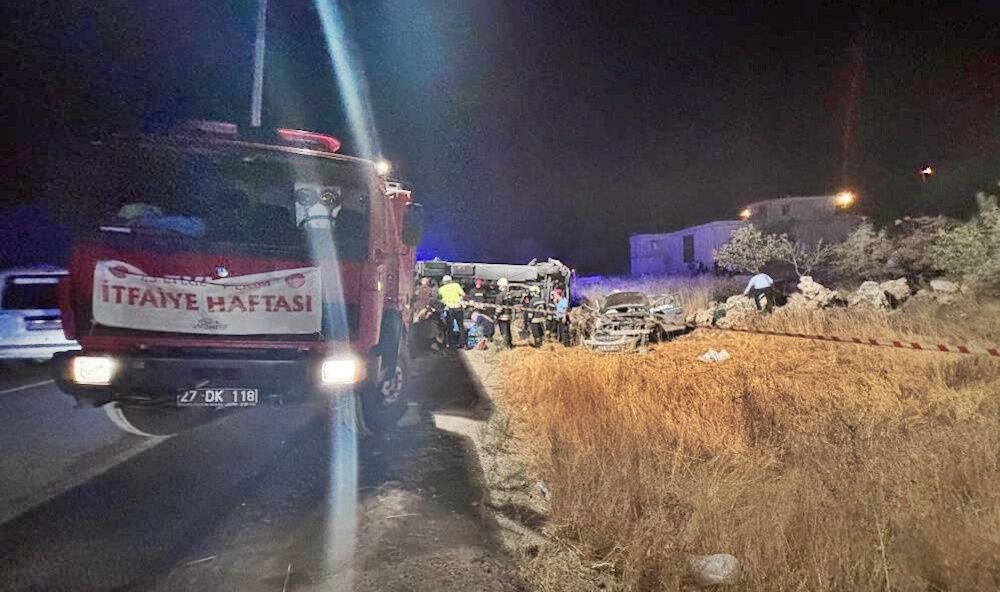 Gaziantep Valiliği'nden 7 Kişinin Öldüğü Kazaya Ilişkin Açıklama