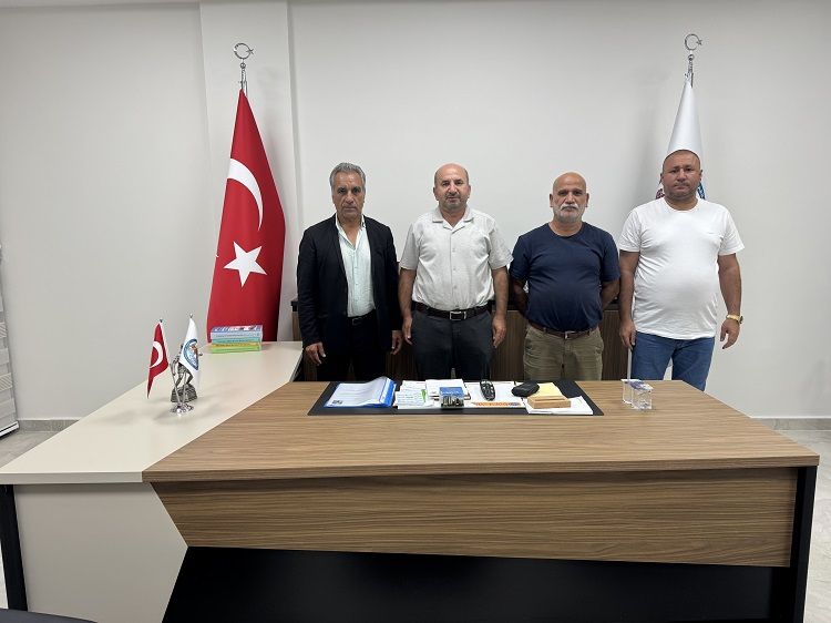 Diyarbakırlı Gençlere 300 Adet Forma Dağıttı Amedspor Sözü Verdi-1