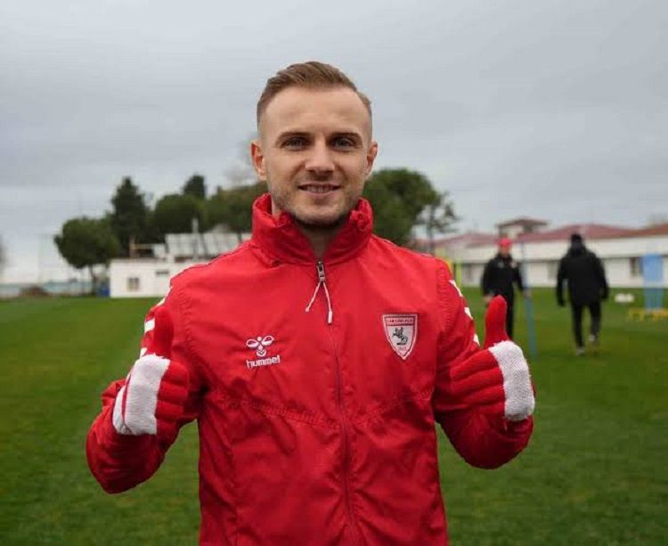 Galatasaray’da 2 Defa Şampiyonluk Yaşadı Amedspor Maçında Yok Celil Yüksel (2)